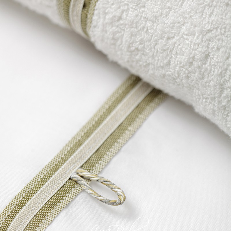 Λαδόπανα Βάπτισης Αγοριού – Λευκό με Χακί-Γκρι Τρέσες