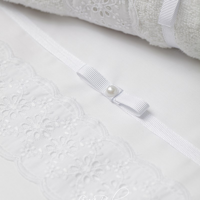 Λαδόπανο Βάπτισης Κοριτσιού - Λευκό με Broderie Anglais & Πέρλα