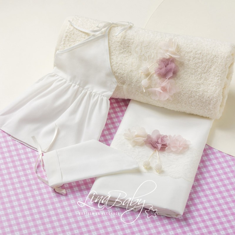 Λαδόπανα Βάπτισης – Εκρού & Λευκό με Δαντελένια Τρέσα & Διάφανα Λουλούδια