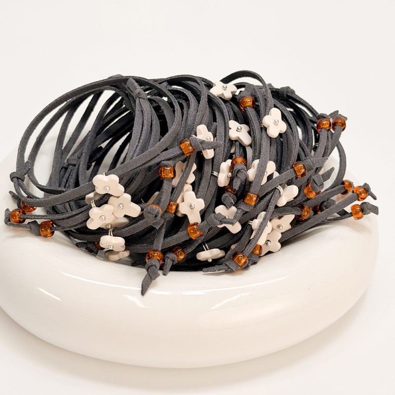 Μαρτυρικό Βραχιόλι Βάπτισης με Γκρι Σουέτ Κορδόνι, Κεραμικό Σταυρό & Καφέ Χάντρα