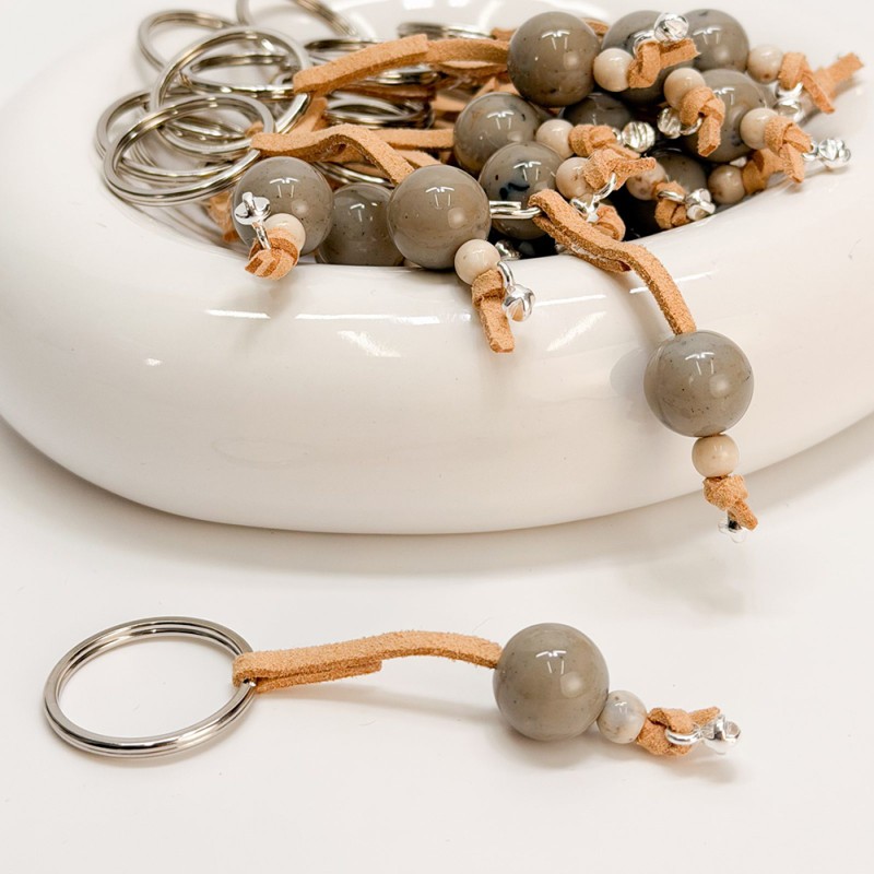 Μαρτυρικό Μπρελόκ Βάπτισης με Μπεζ Σουέτ Κορδόνι, Γκρι Χάντρα & Σταυρό