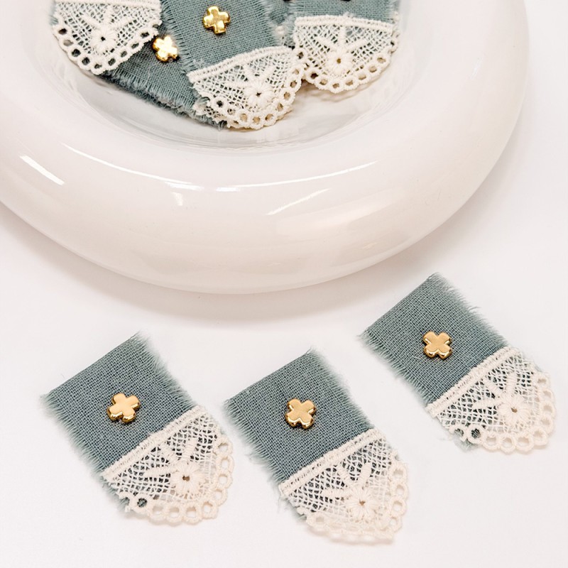 Μαρτυρικό Πέτου με Βεραμάν Τρέσα, Δαντέλα & Επιχρυσωμένο Σταυρό