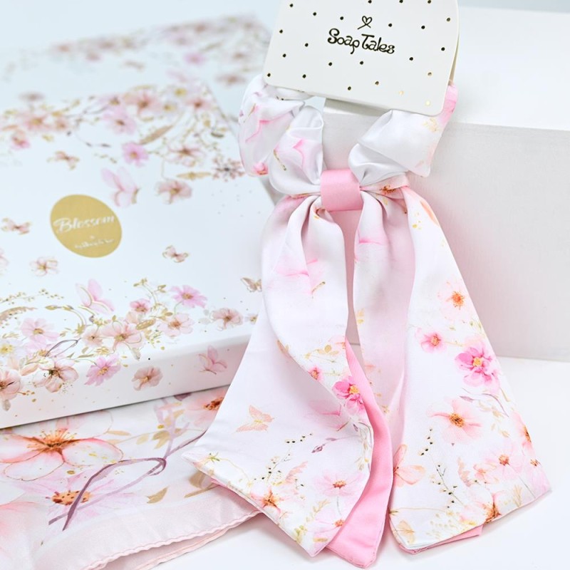 Scrunchie με Μαντιλάκι Pink Blossom – Ρομαντική Μπομπονιέρα Βάπτισης