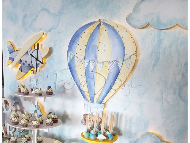 Ελαίας Γη διακόσμηση και candybar βάπτισης αερόστατο αεροπλάνο